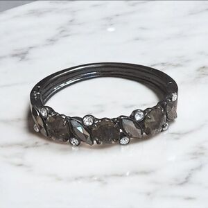 Vintage Black Metal Rhinestone Bracelet – Smoky Gray, Clear & Amber-Brown Stones
